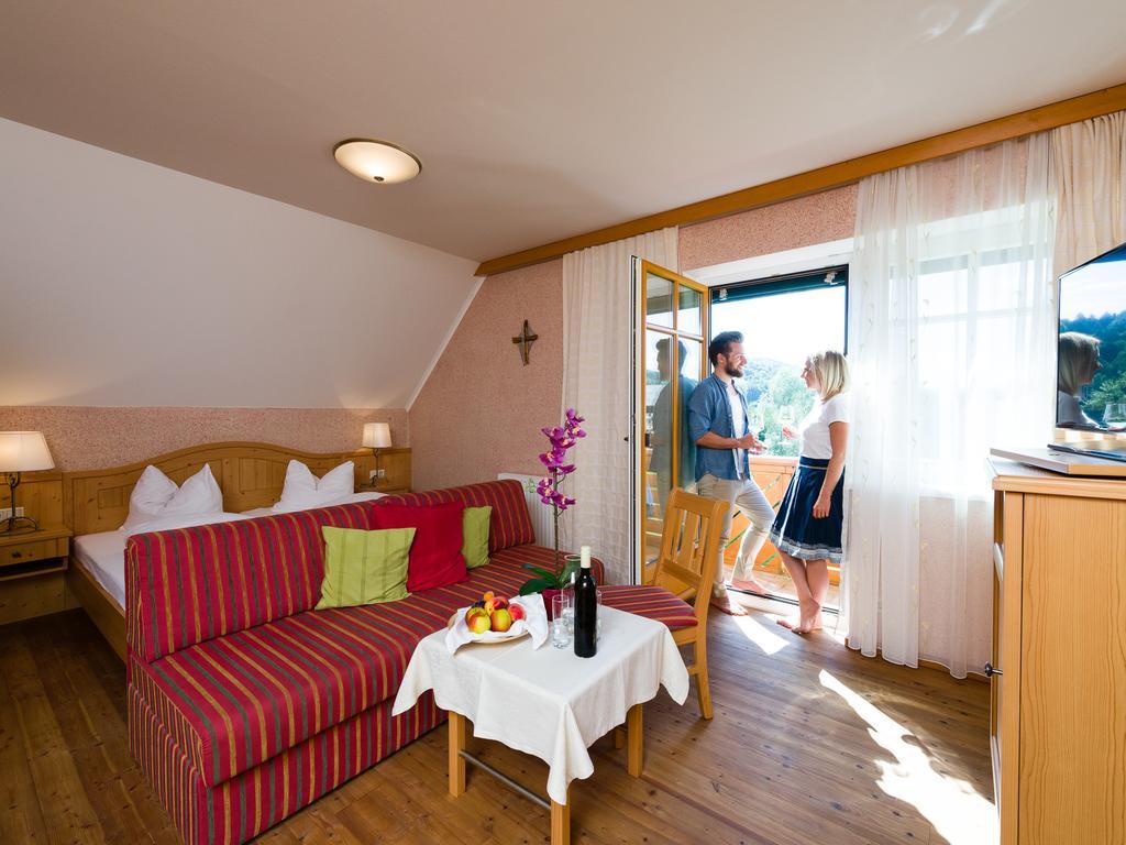 Gasthof Hotel Schmied Arnfels Exterior foto